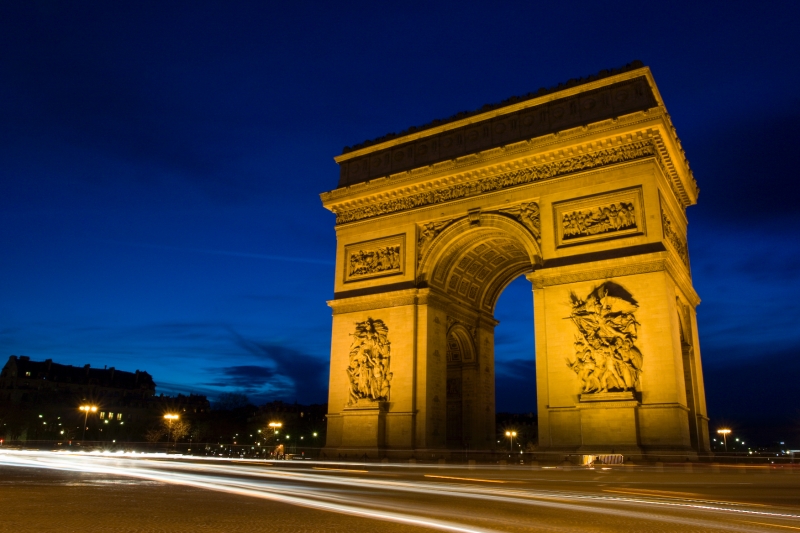 Arc_De_Triomphe_Paris_France.jpg - Arc de Triomphe in Paris, France